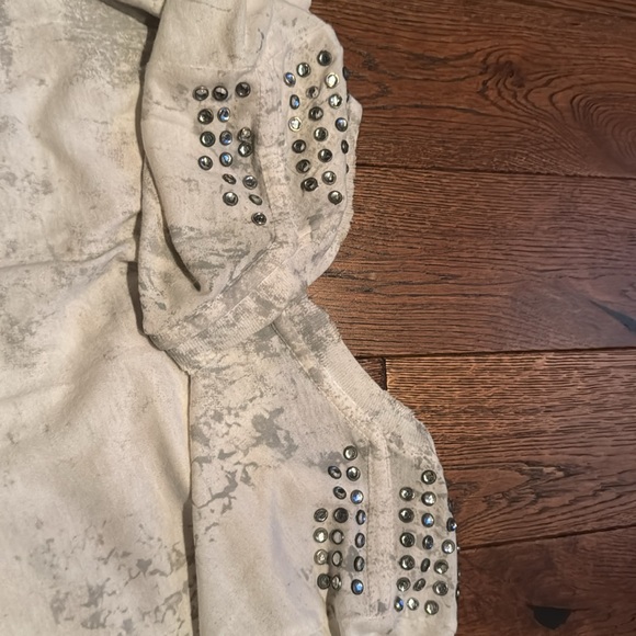 Women’s Affliction top - Picture 6 of 7